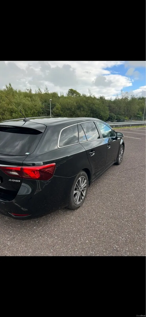 Toyota Avensis Touring - Image 3
