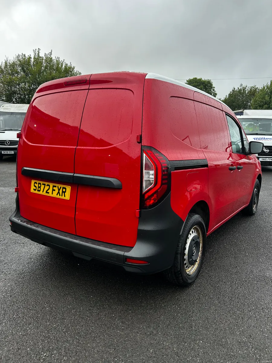 Renault Kangoo 2023 - Image 6