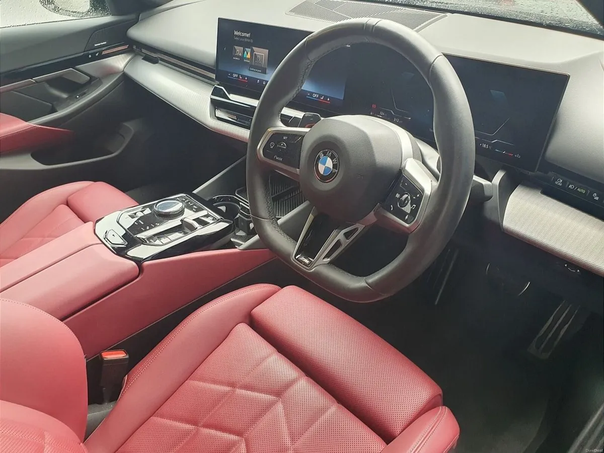 BMW 5-Series 520i M Sport Saloon - Image 6