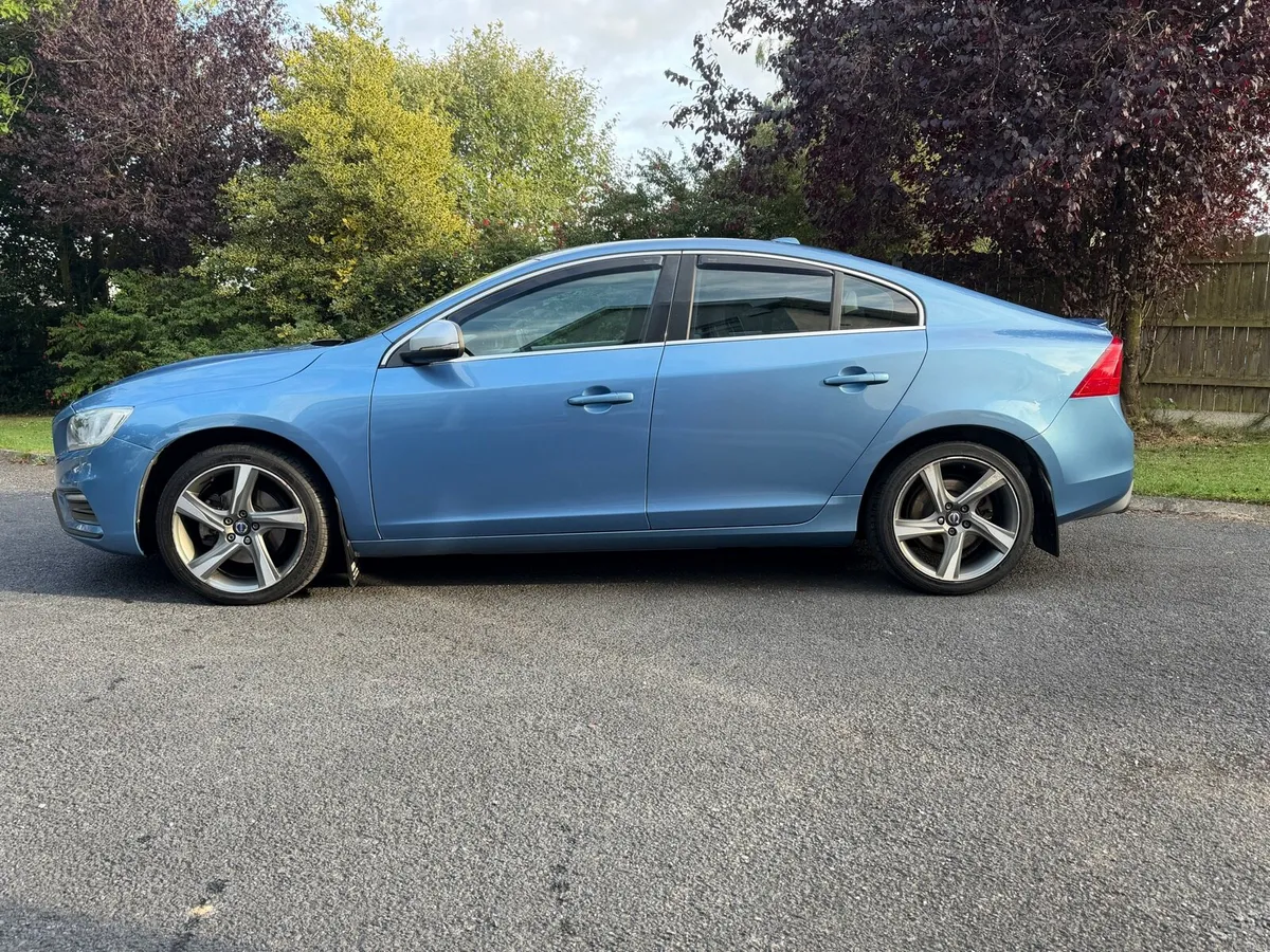 Volvo s60 D4 Lux Nav - Image 3