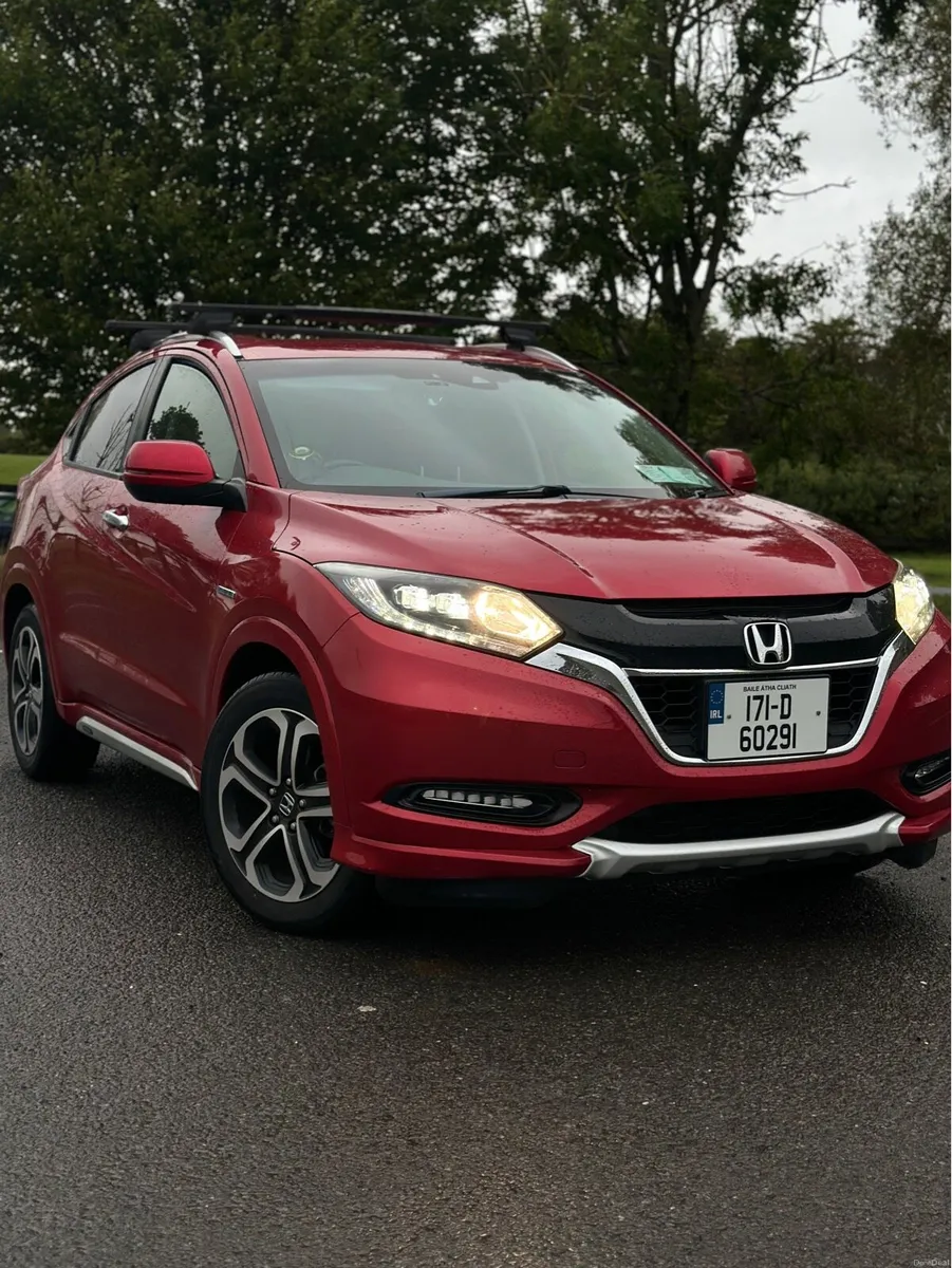 🔥Honda Vezel 2017 Hybrid High Spec✅Fresh NCT 2028 - Image 1