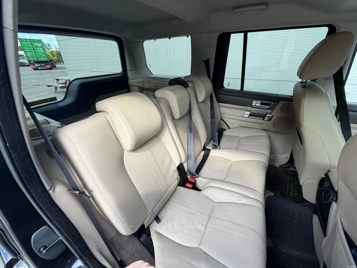 Land Rover Discovery 2014 - Image 3