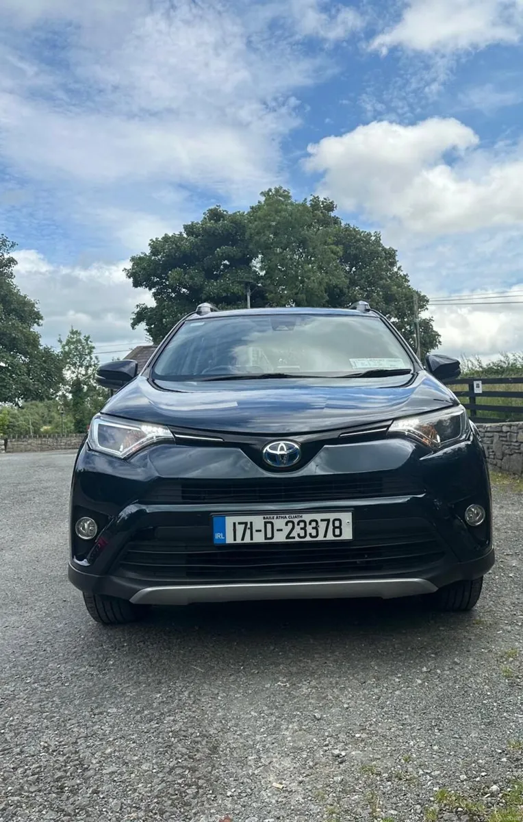 Toyota RAV4 Hybrid 2017 - Image 3