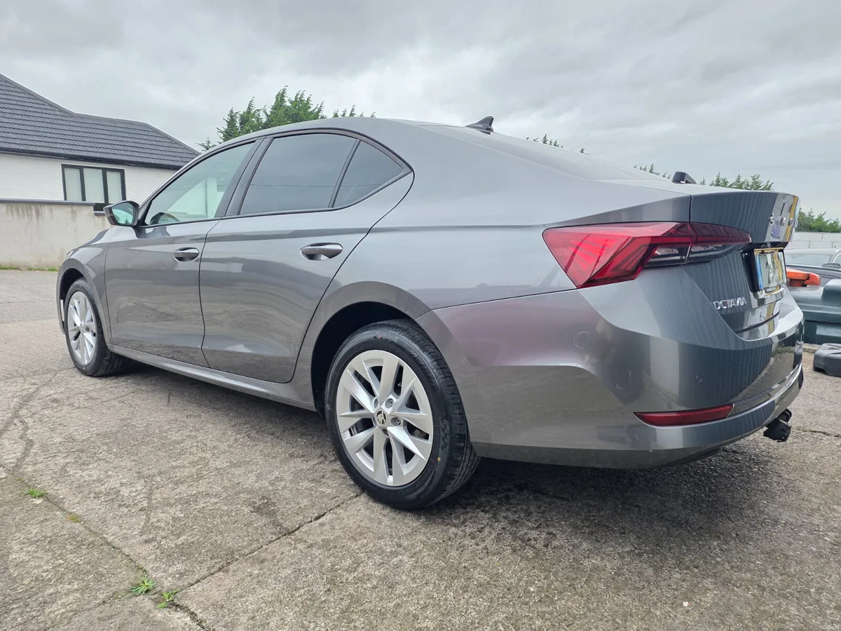 2023 SKODA OCTAVIA * 2.0 DIESEL * AMBITION * - Image 6