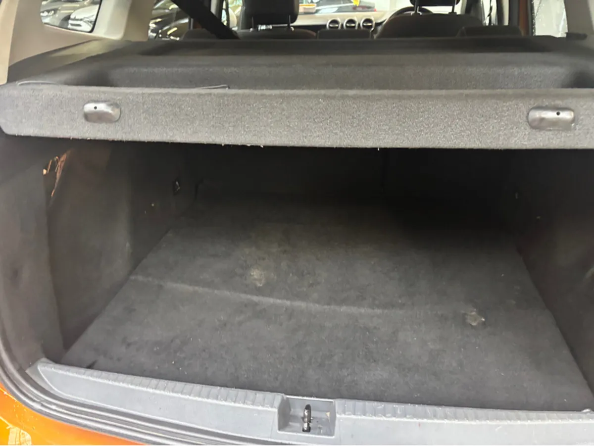 Dacia Duster COMFORT BLUE DCI 115 MY 4DR - Image 5
