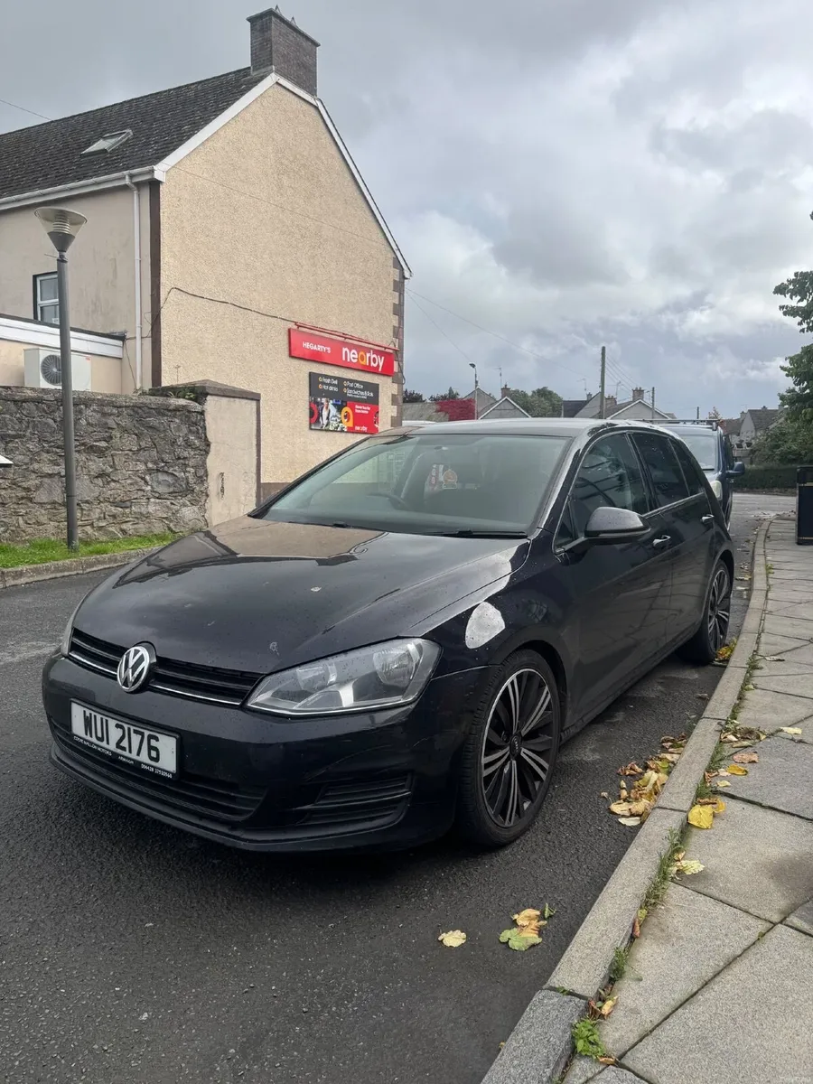 Volkswagen Golf 2014 - Image 2