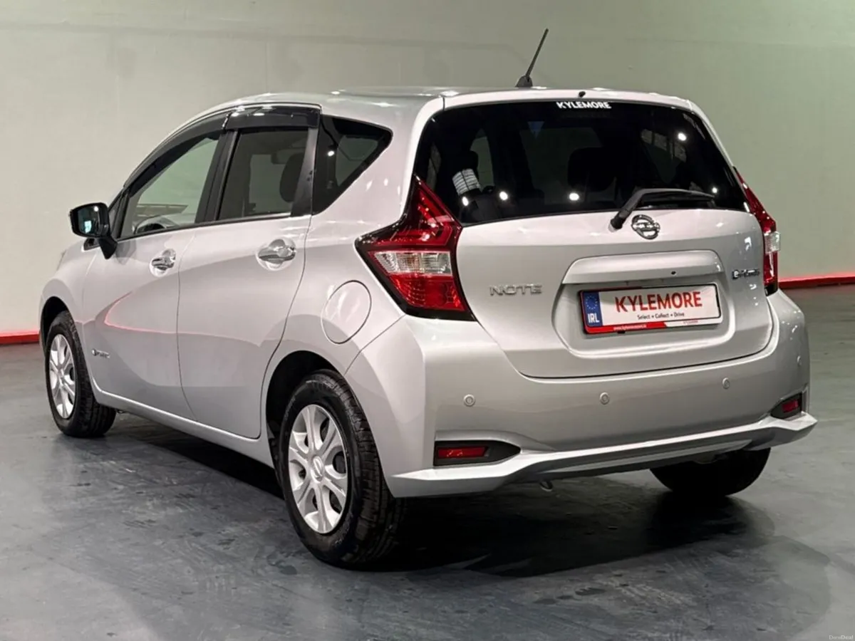 Nissan Note E-POWER HYBRID - PUSH START/STOP BUTTO - Image 5
