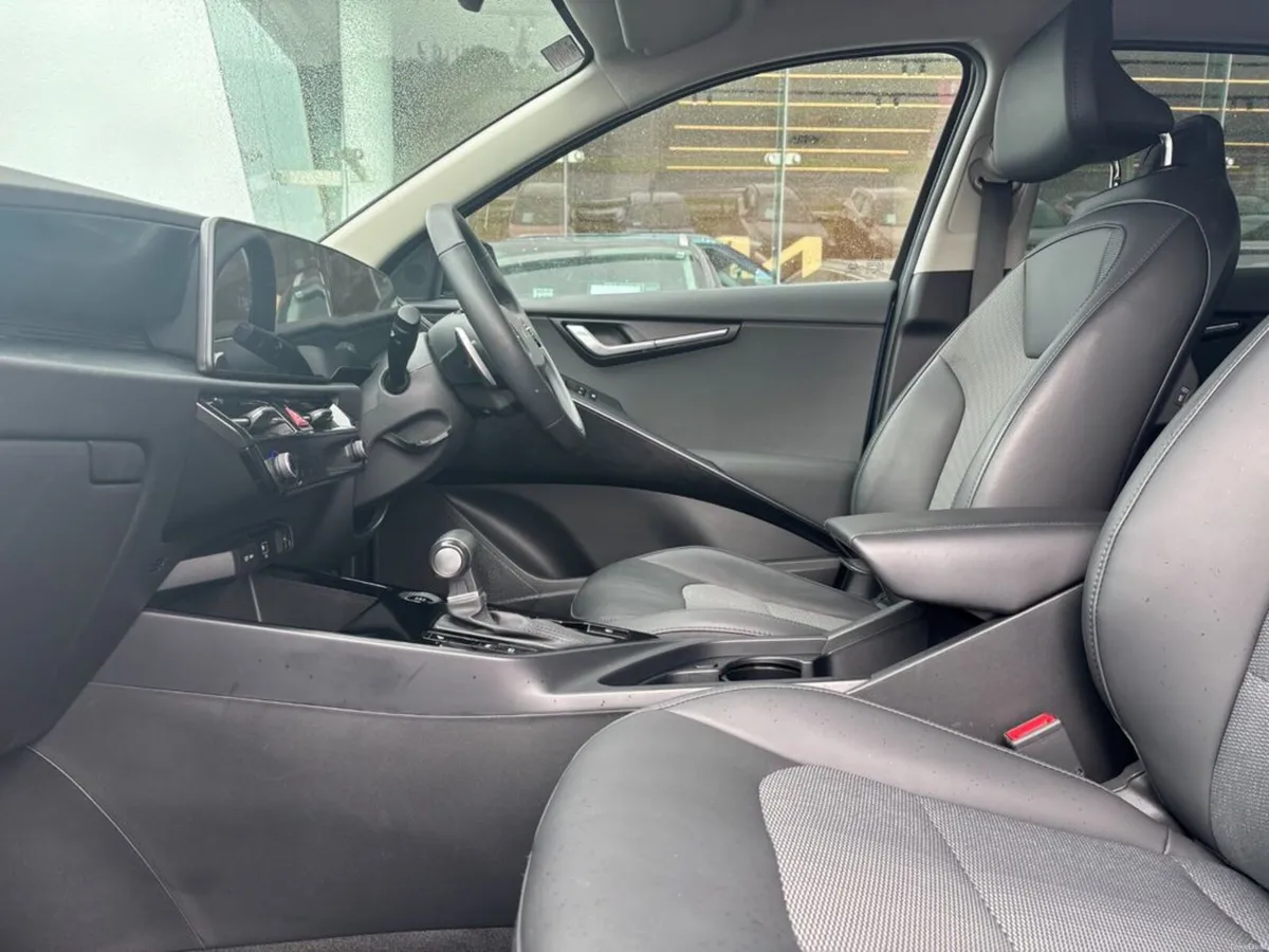 Kia Niro 1.6 K3 Plug in hybrid - Image 4
