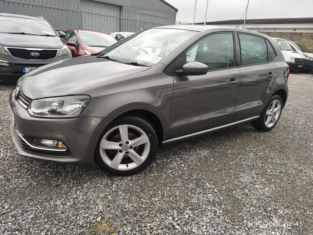 2015 Volkswagen Polo 1.0 comfortline - Image 1