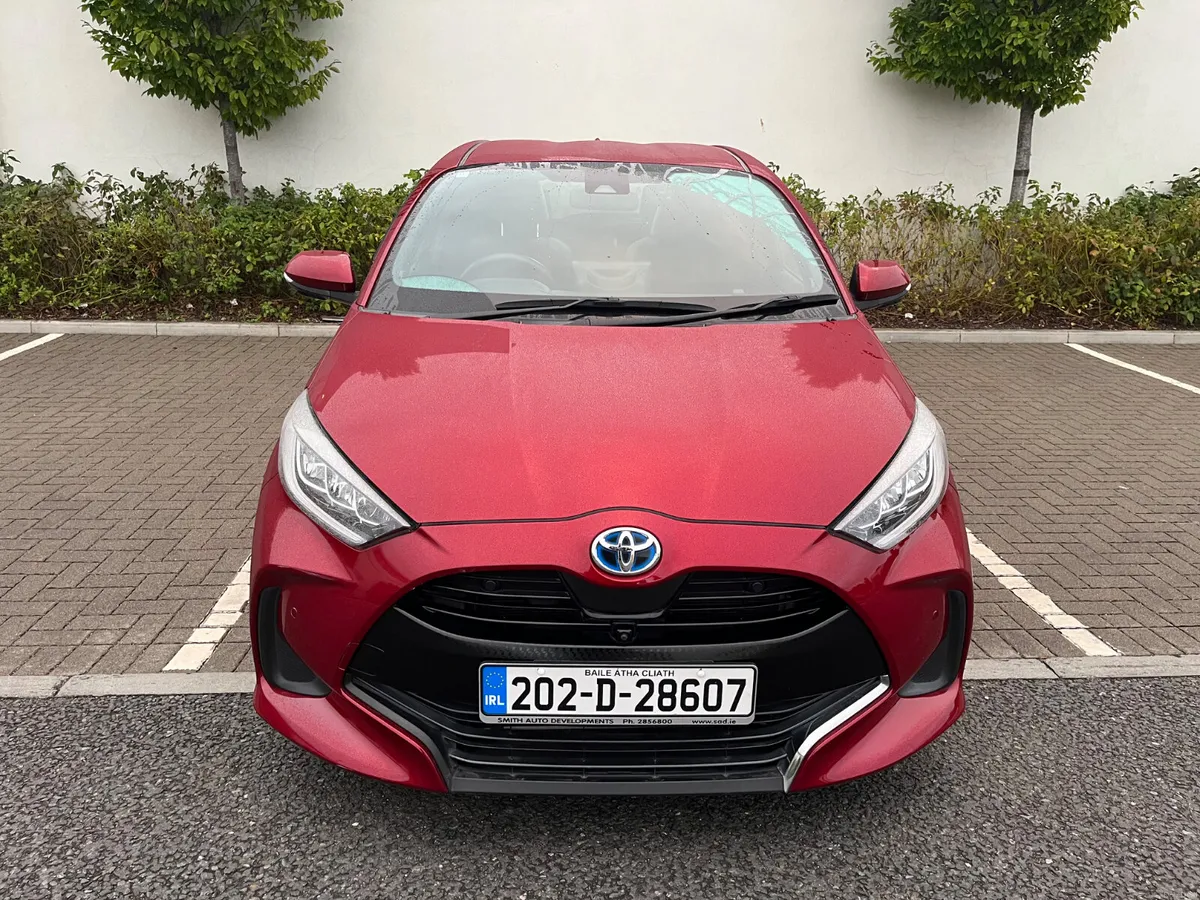 Toyota Yaris 2020 1.5 PETROL HYBRID VERY HIGH SPEC - Image 2