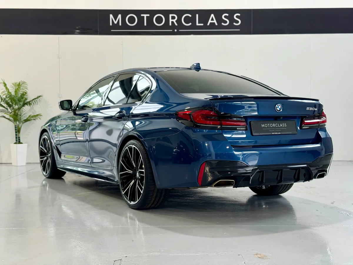 2022 BMW 5-Series 530E M Sport LCI Plug In Hybrid - Image 6