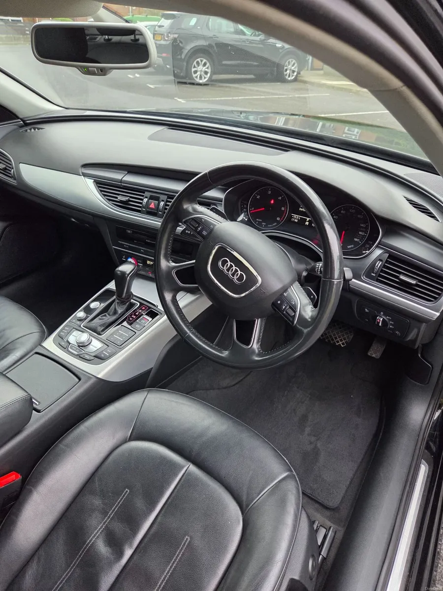 Audi A6 2018 2l tdi se exe ultra black auto - Image 2