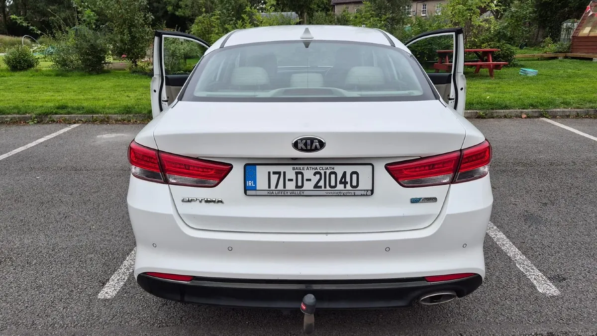 Kia Optima 2017.Very Good condition.Priced to sell - Image 4