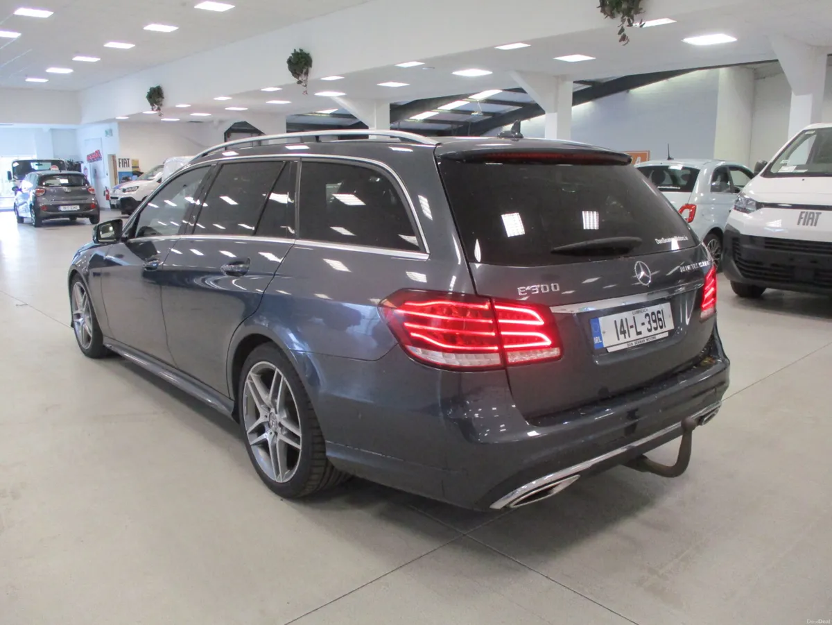 Mercedes-Benz E300 AMG  SPORT EST MHEV  2.2 DSL - Image 5