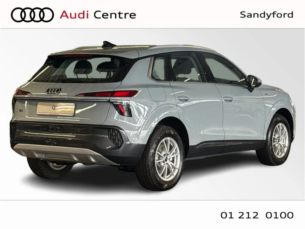 Audi Q3 E-HYBRID 270HP S-T SE - Image 3