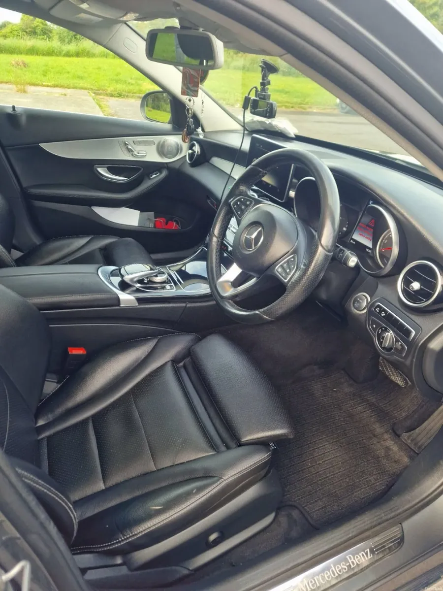 2016 Mercedes-Benz c350 Premium Plus - Image 2