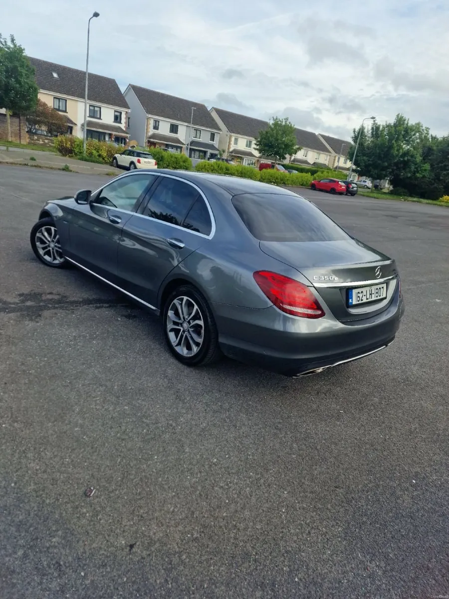 2016 Mercedes-Benz c350 Premium Plus - Image 3