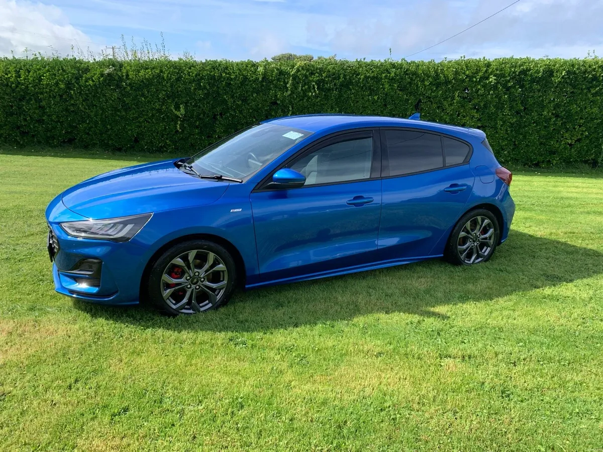 2025 Ford Focus 1.0T EcoBoost MHEV ST-Line - Image 6