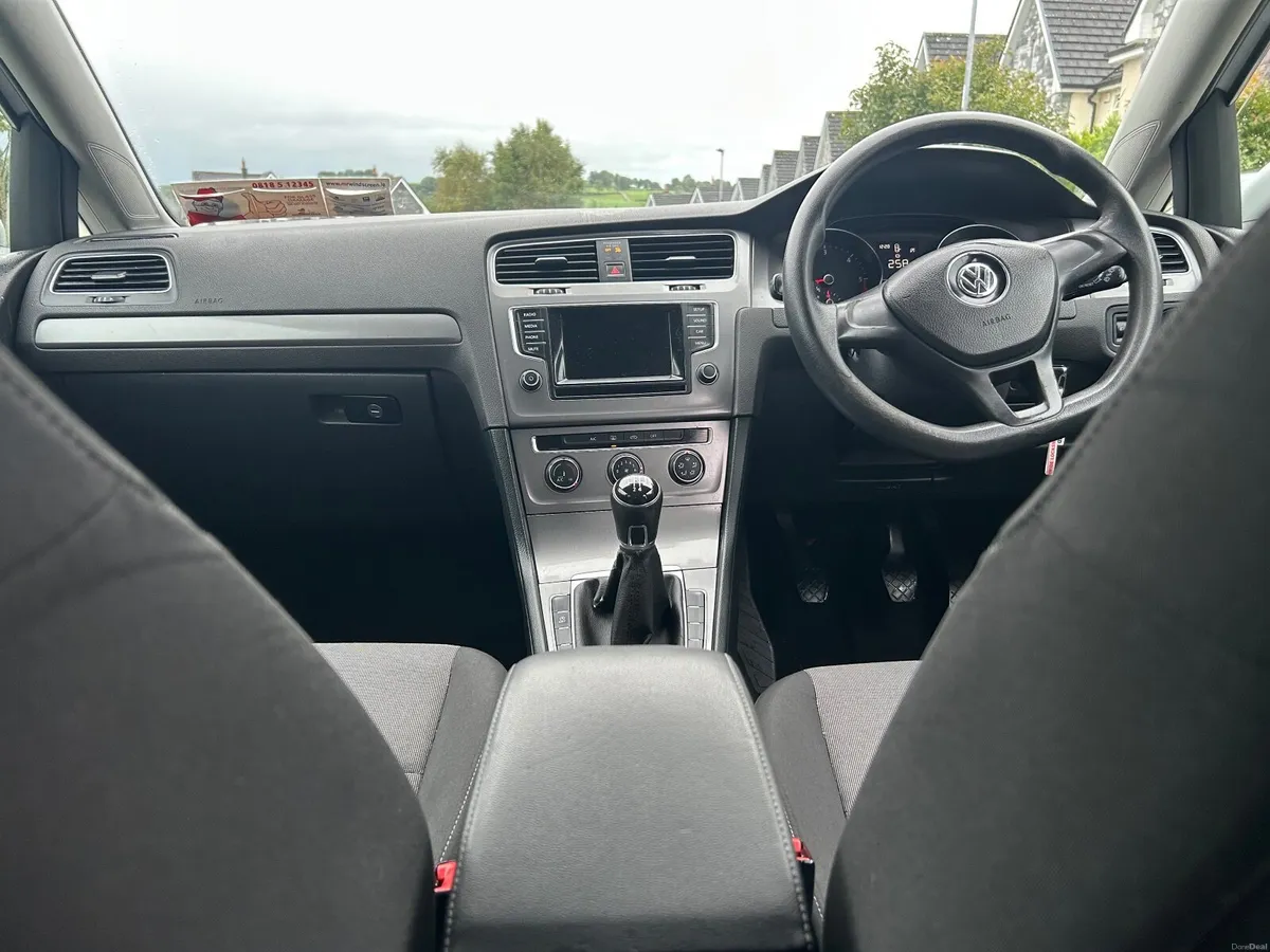 2015 Volkswagen Golf 1.6 TDI 110 bhp blue motion - Image 5