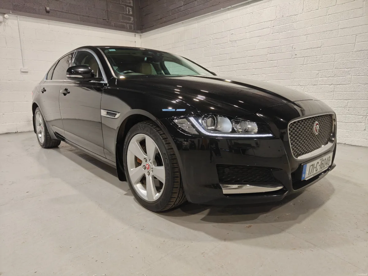 2017 JAGUAR XF 180 BHP PORTFOLIO AUTOMATIC - Image 1