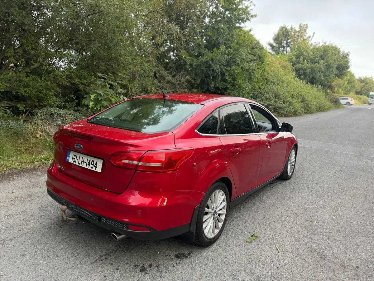 Ford Focus Automatic Low Km! Titanium - Image 6