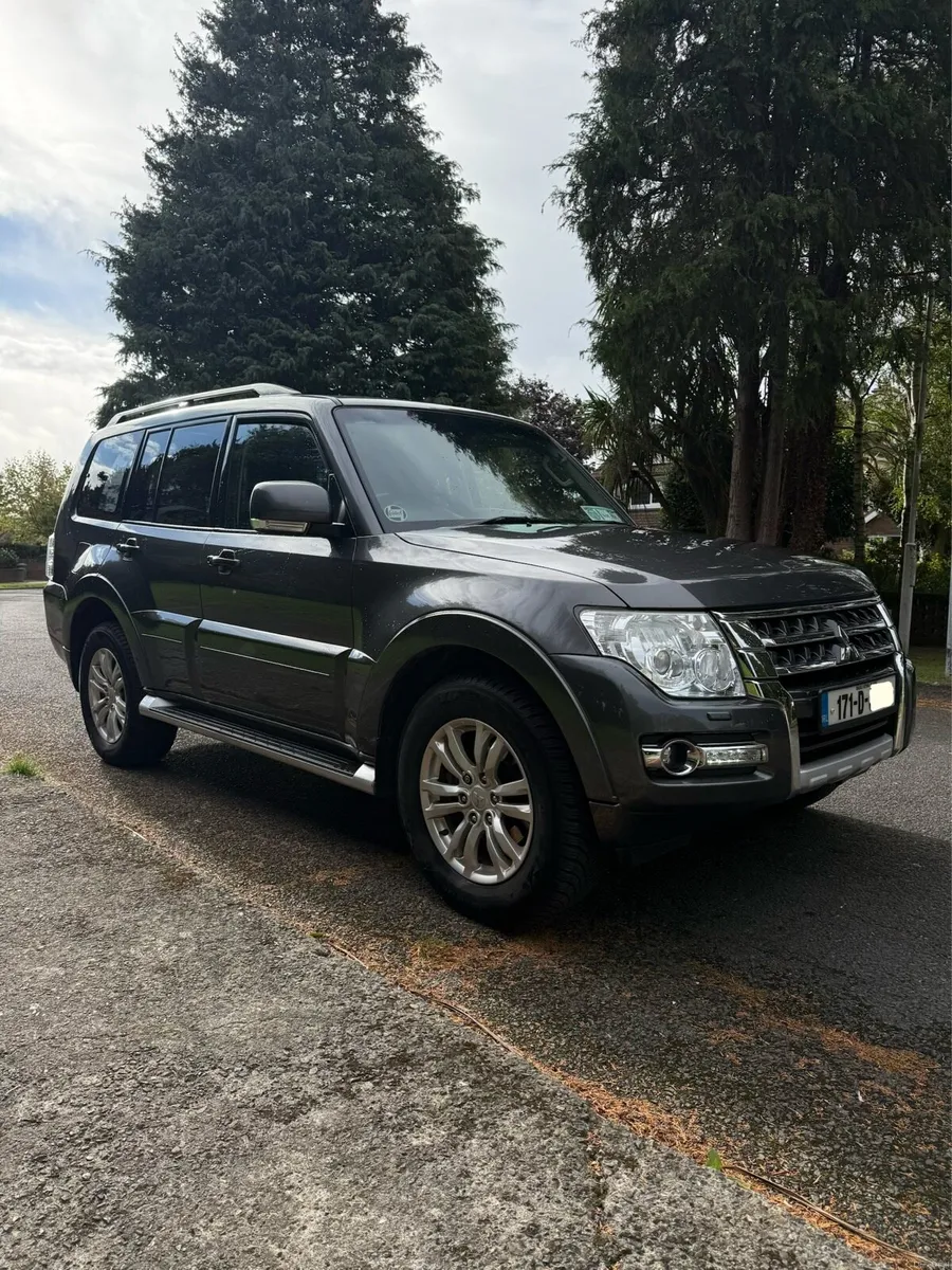 Mitsubishi Pajero - Image 2