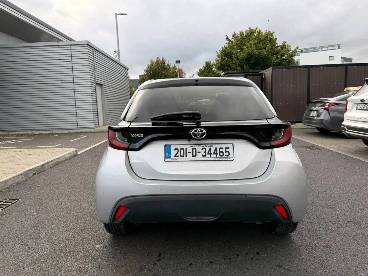 Toyota Yaris - Image 4