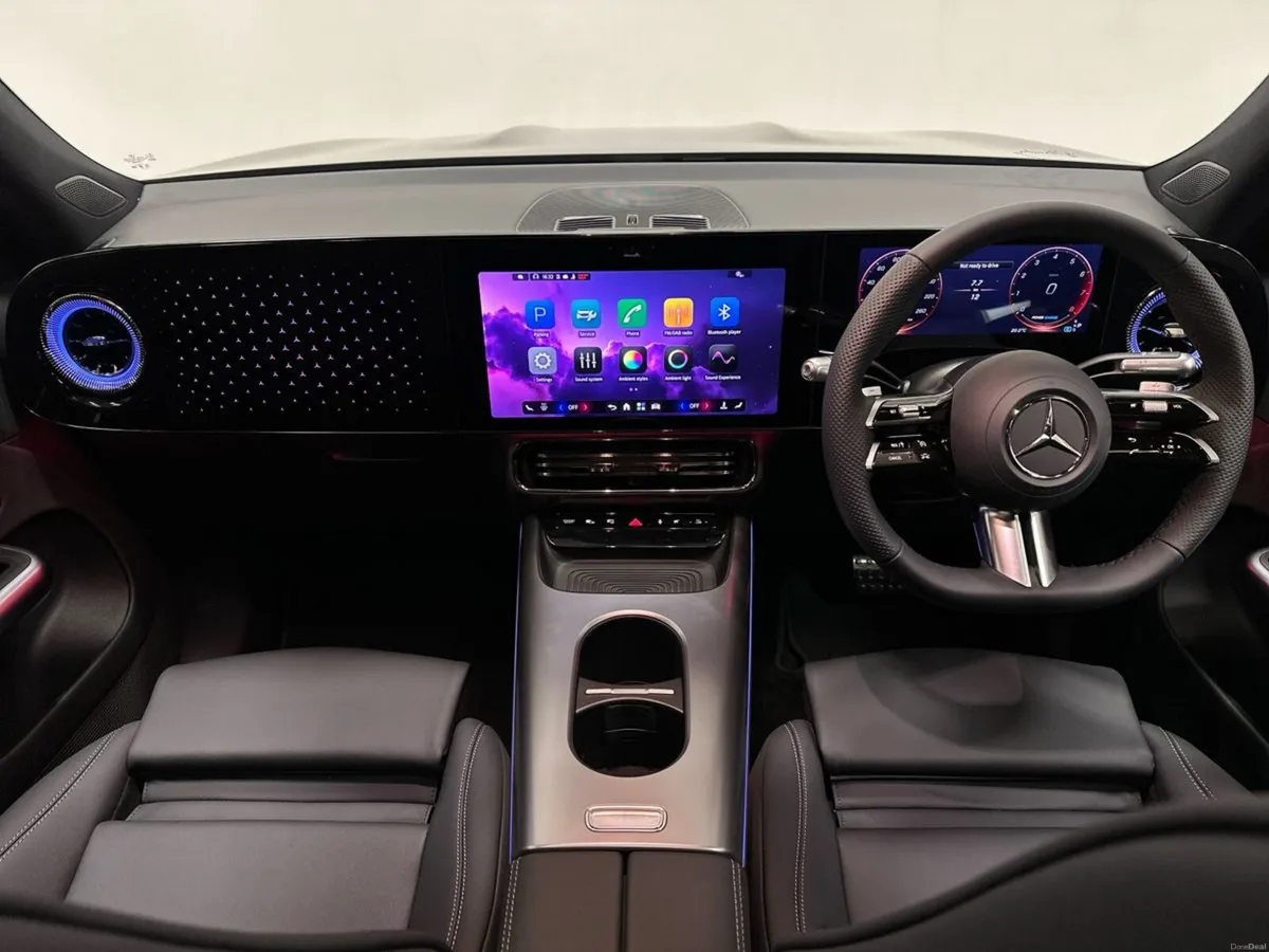 Mercedes-Benz GLB GLB180 AMG Line + MHEV - Image 2