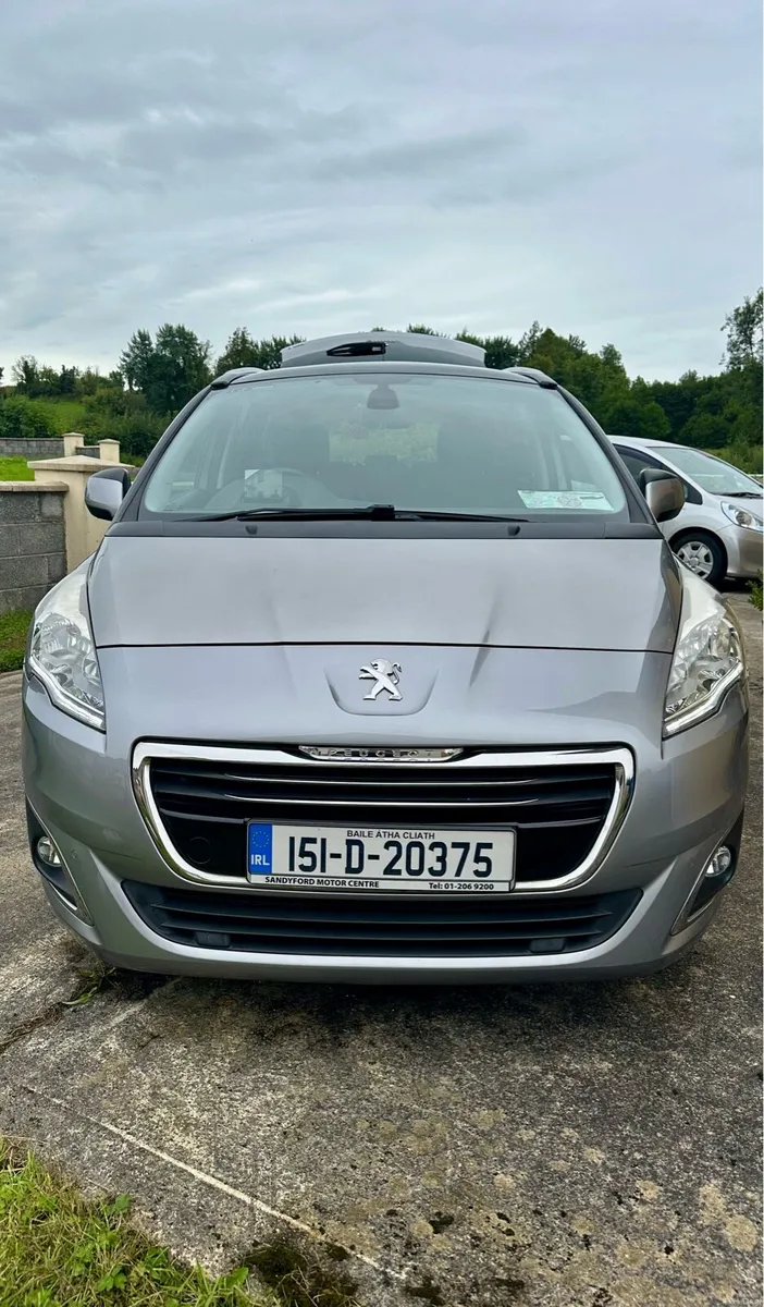 151 Peugeot 5008 low millage 1.6hdi - Image 3