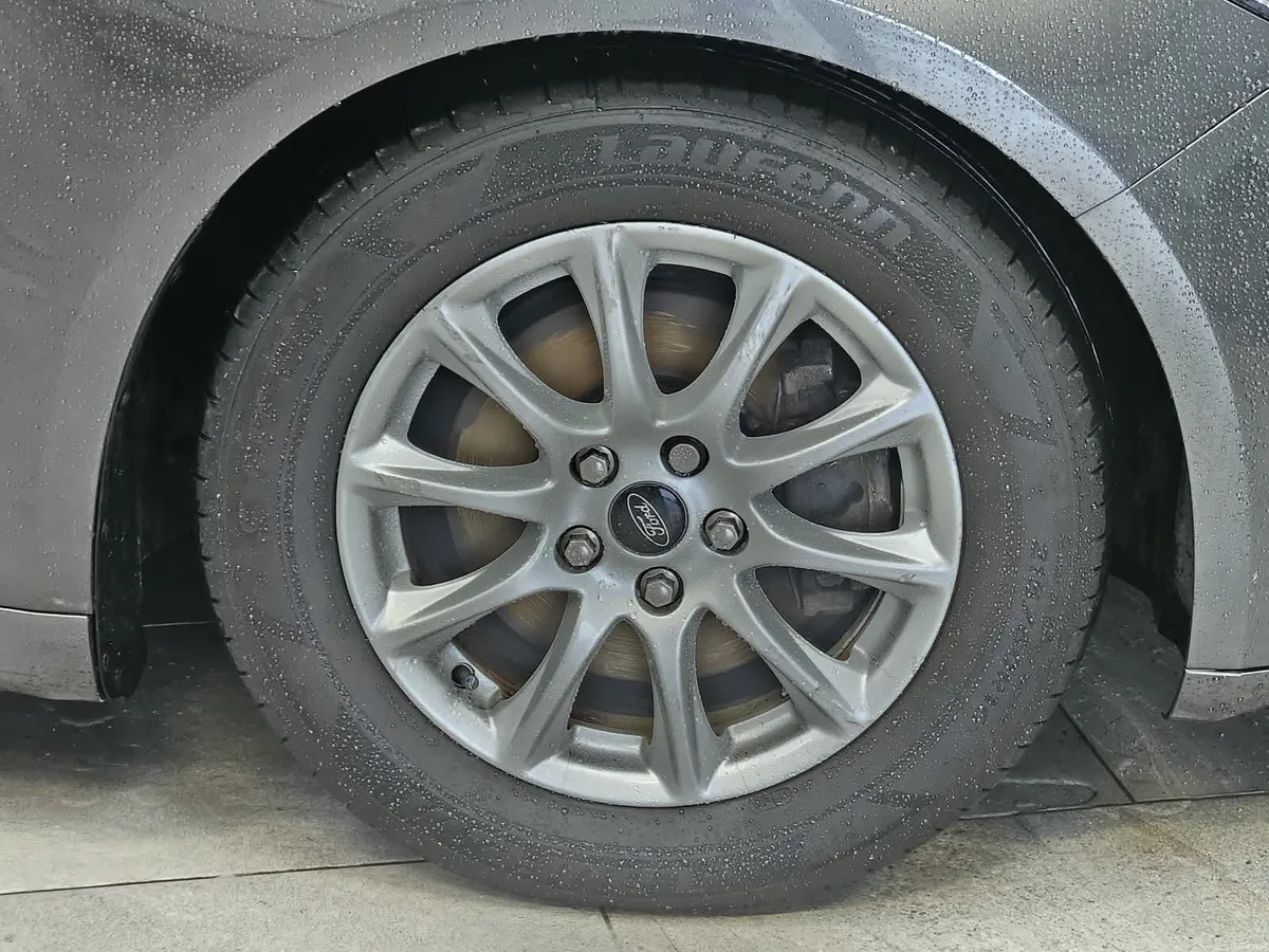 181 FORD MONDEO - Image 6