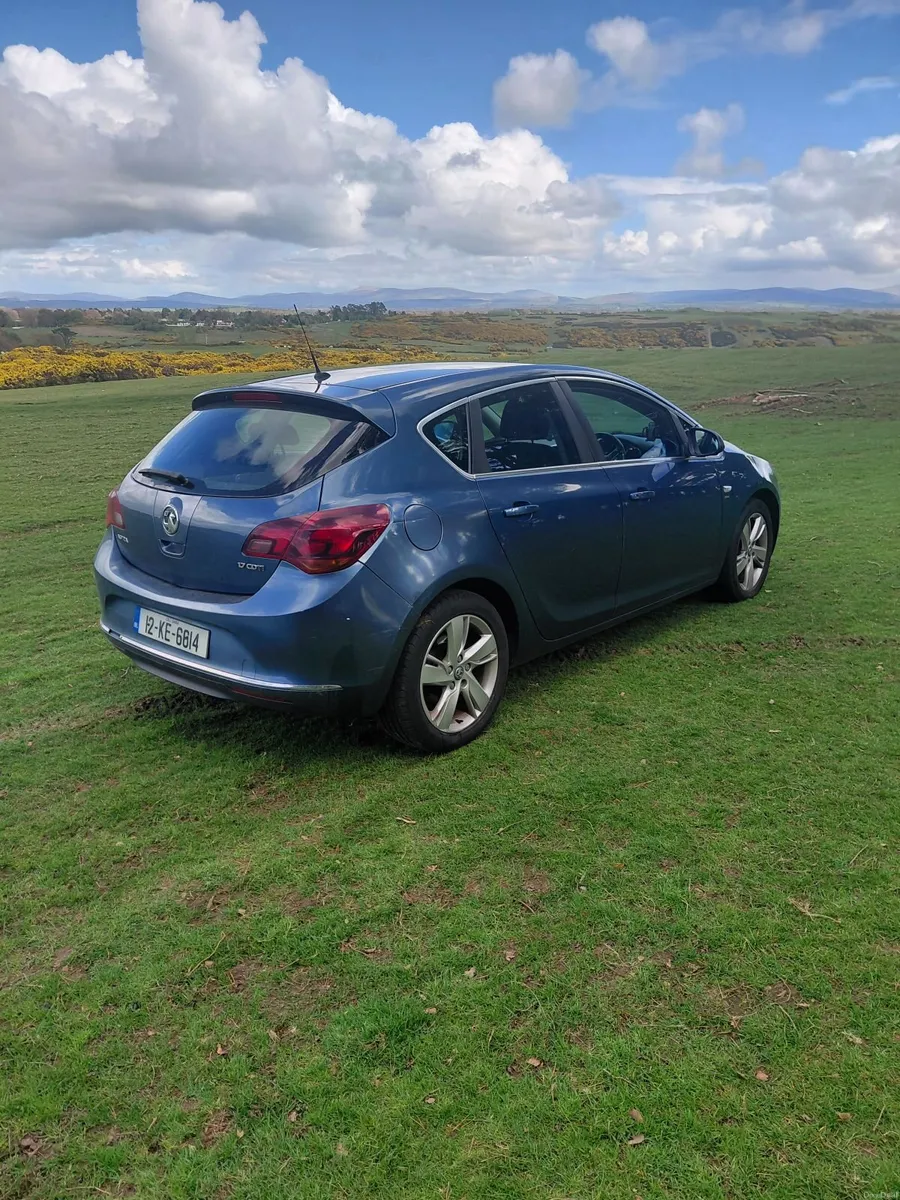Vauxhall Astra 2012 - Image 4