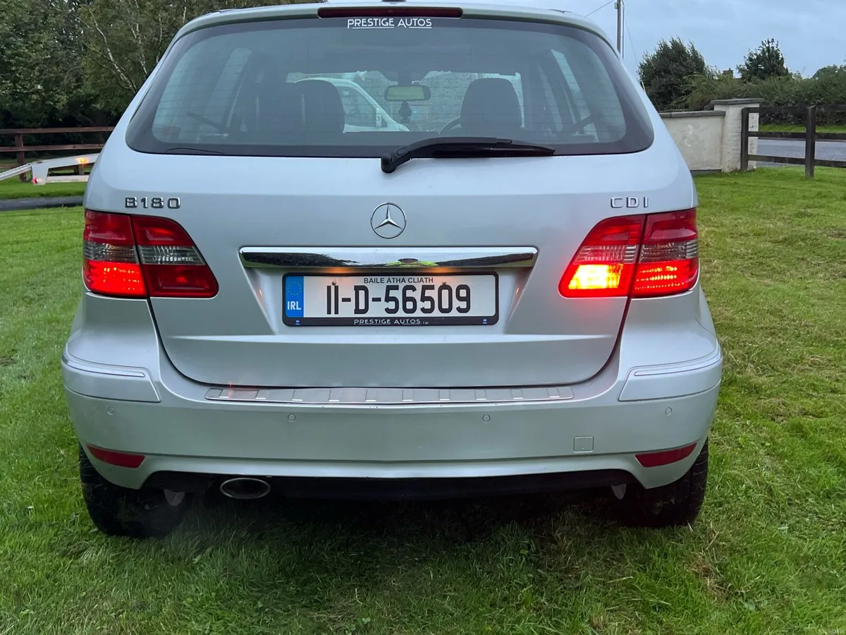 Mercedes B180 09/27 NCT 11/26 Tax low mileage. - Image 4