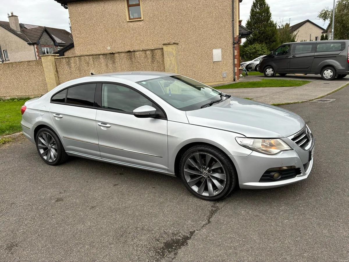 VOLKSWAGEN PASSAT CC 2.0 TDI GT 2011 - Image 1