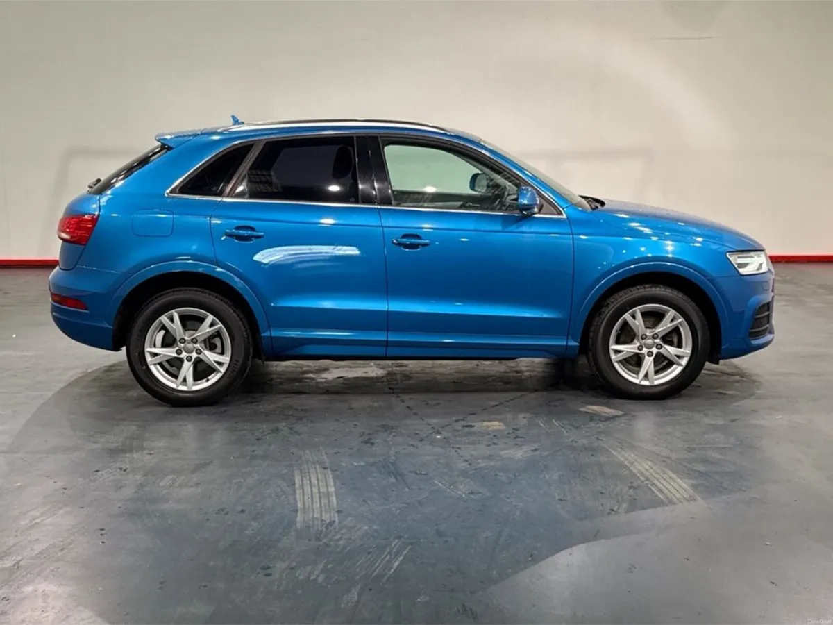 Audi Q3 1.4 TFSI SPORT AUTOMATIC - FACTORY ALLOYS - Image 2