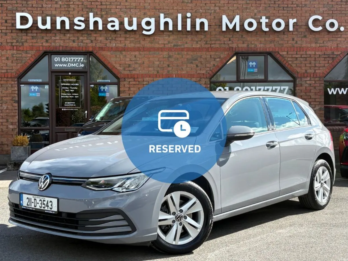Volkswagen Golf Life 1.0 TSI 110HP 5DR *Low Mileag - Image 1