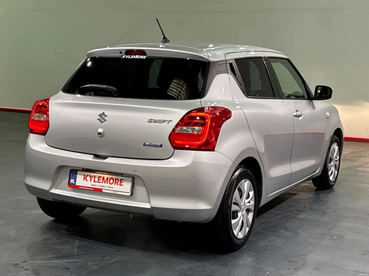 Suzuki Swift 1.2 HYBRID - AUTOMATIC - HEATED SEAT - Image 3