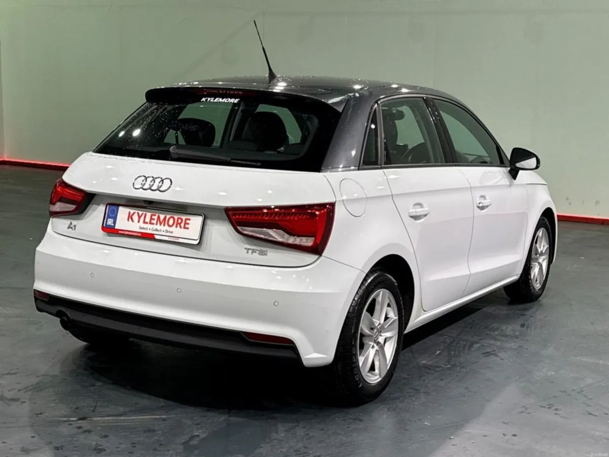 Audi A1 1.0 TFSI AUTOMATIC - WHITE/BLACK TWO TONE - Image 3