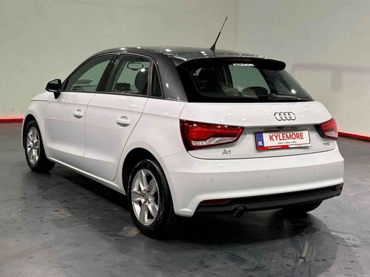Audi A1 1.0 TFSI AUTOMATIC - WHITE/BLACK TWO TONE - Image 5