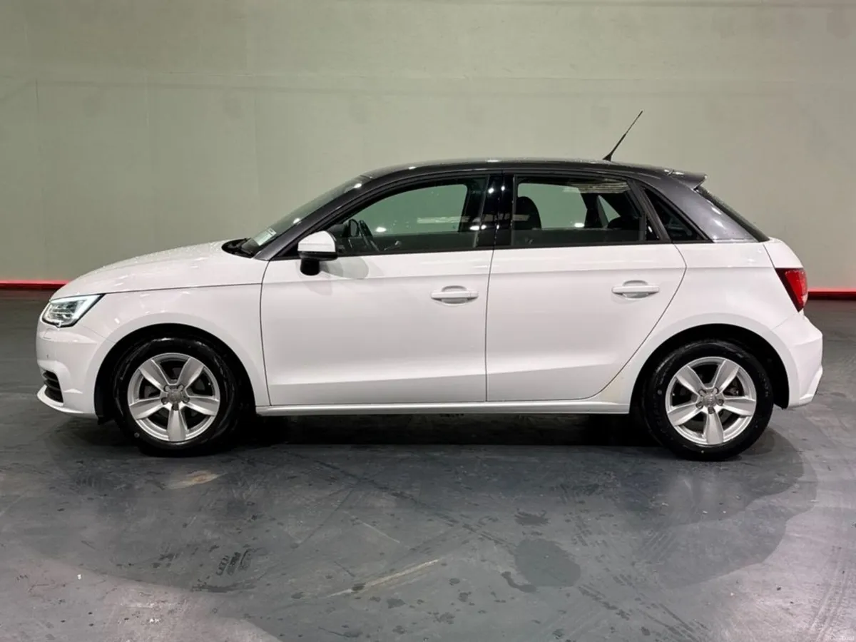 Audi A1 1.0 TFSI AUTOMATIC - WHITE/BLACK TWO TONE - Image 6