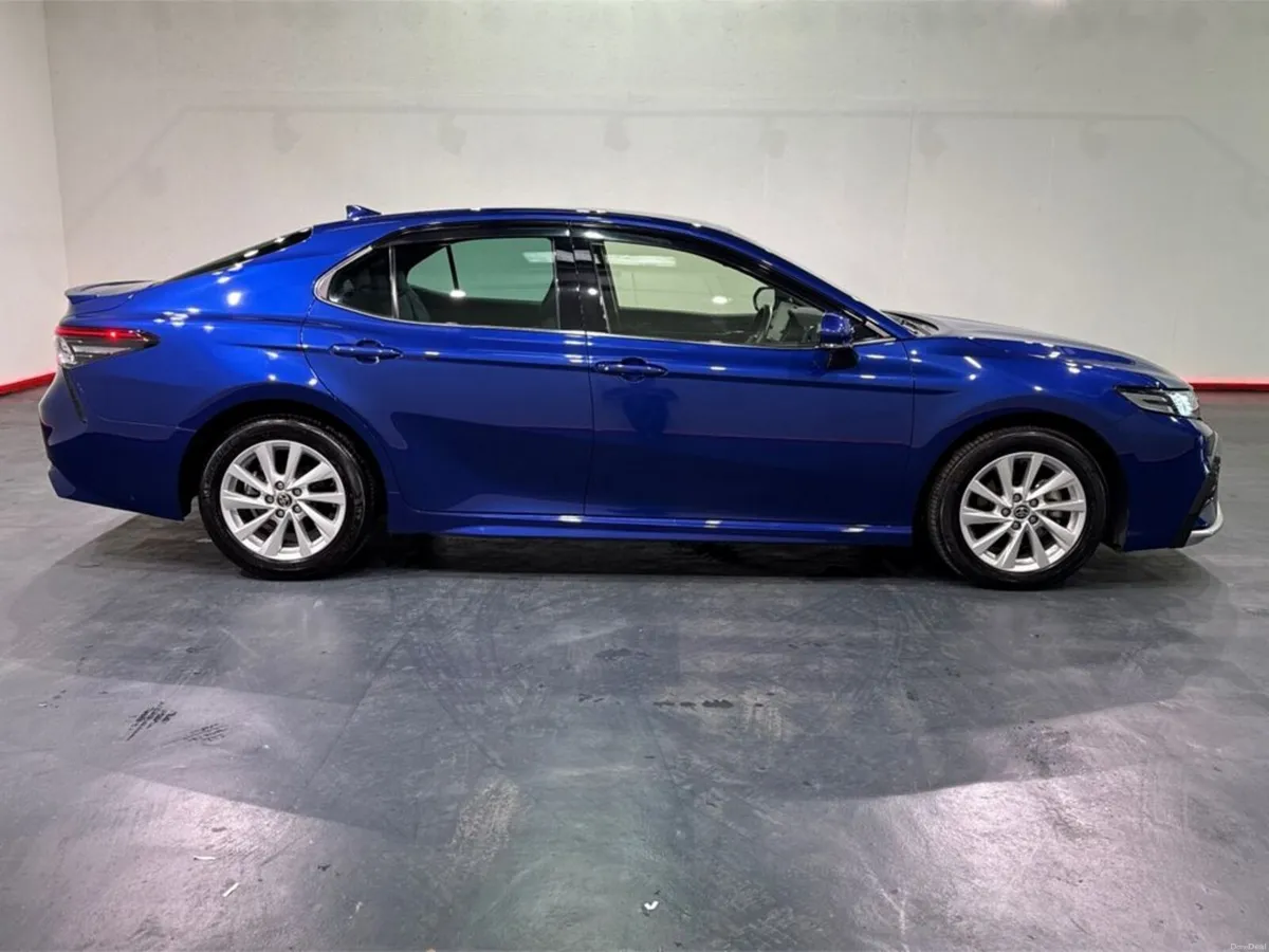 Toyota Camry 2.5 HYBRID AUTOMATIC WS EDITION - FUL - Image 2