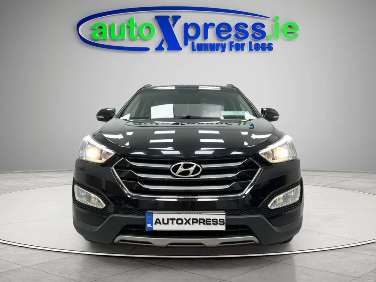 Hyundai Santa Fe 4WD Executive, 7 SEATS, Manual - Image 3