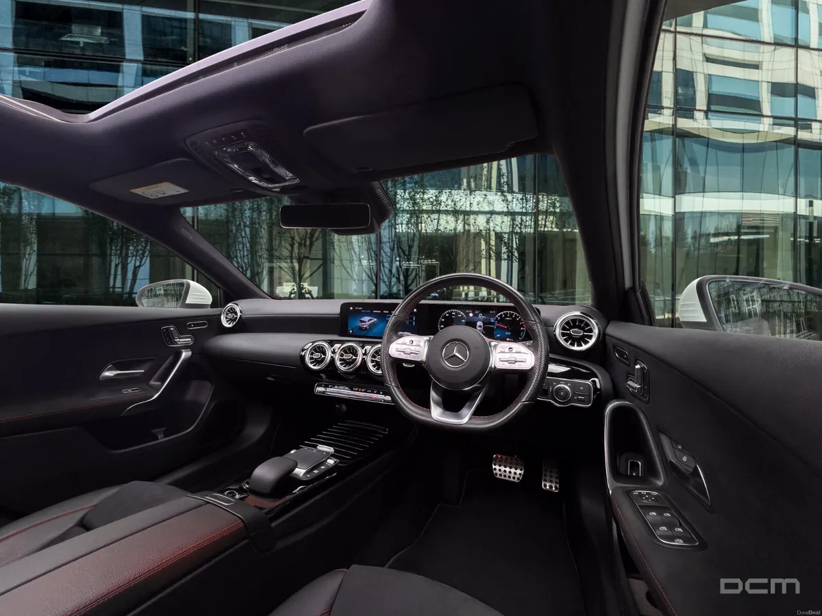 Mercedes Benz A250e AMG-Line Hatchback *Panroof* - Image 6