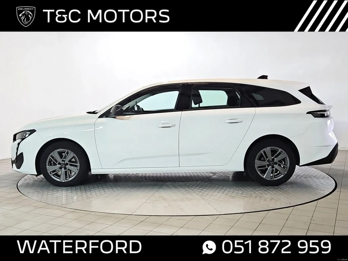 Peugeot 308 *Low Mileage* SW Active Model - Parkin - Image 5