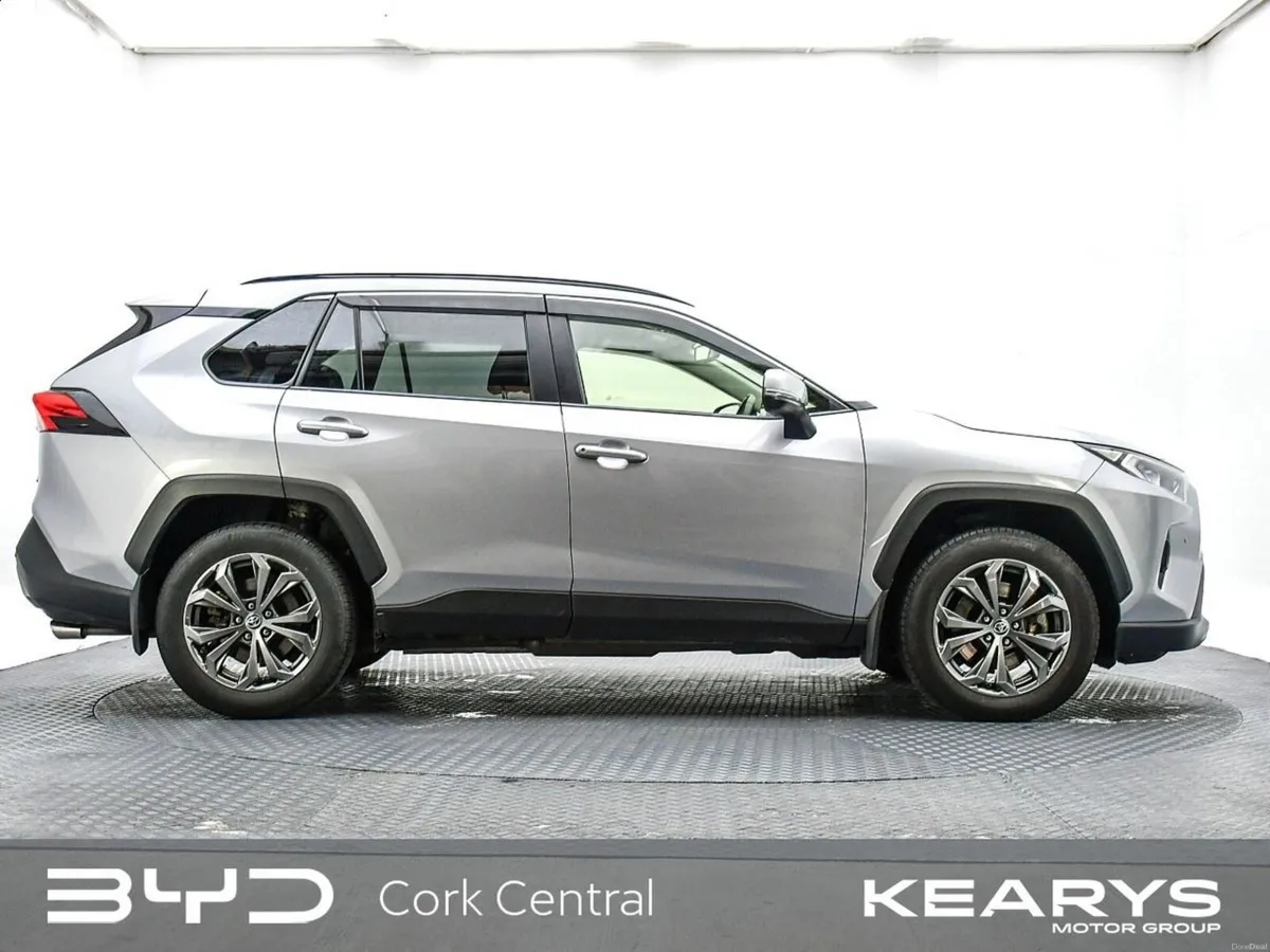 Toyota RAV4 2.5 Hybrid Sol 2WD - Image 5
