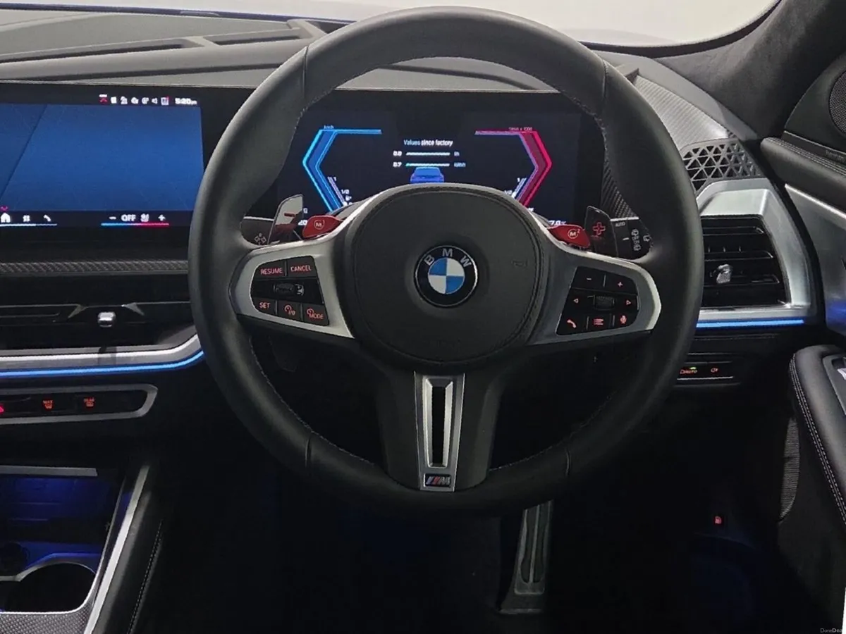 BMW XM 50e - Image 5