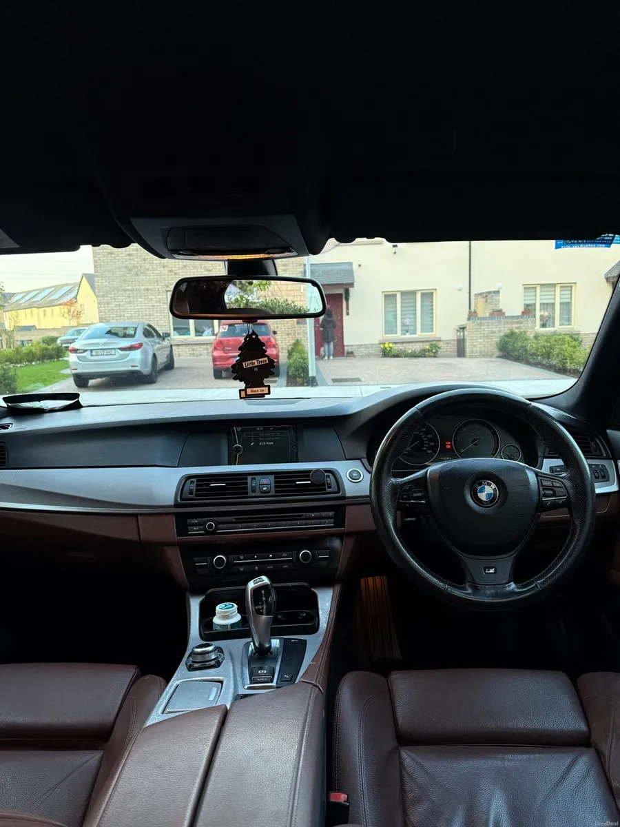 BMW 520D F10 M SPORT | Black | AUTOMATIC - Image 4