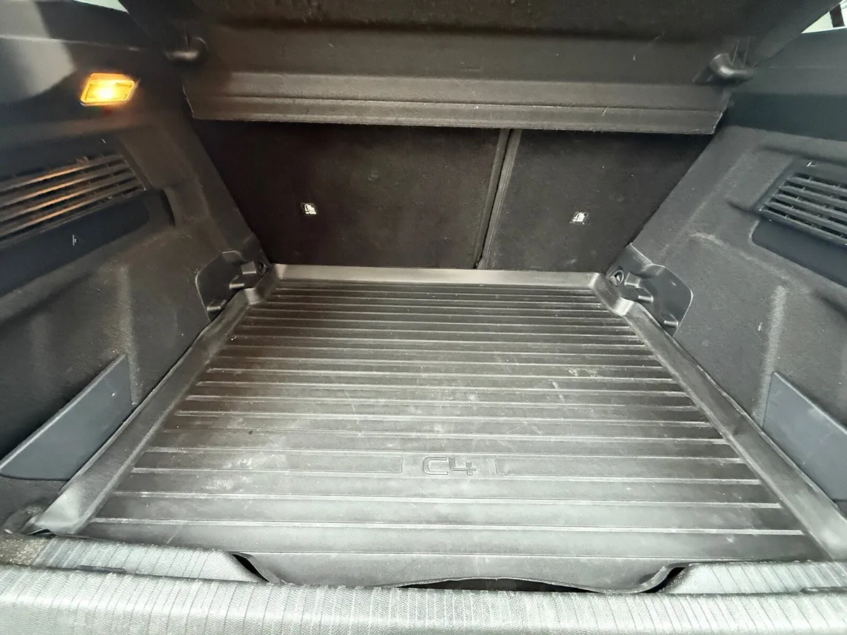 Citroen C4 Crossover - Image 6