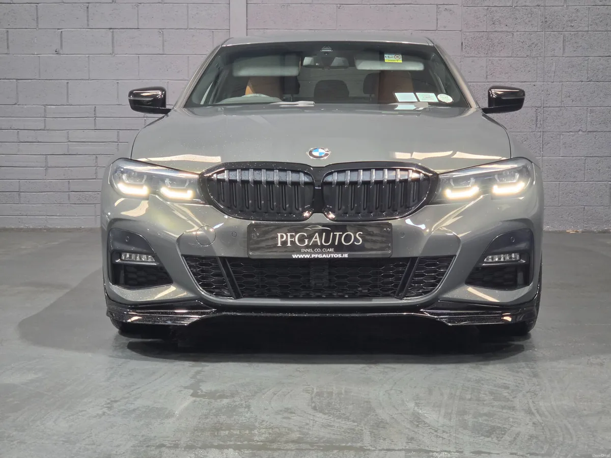 21 330e m sport pro - Image 3