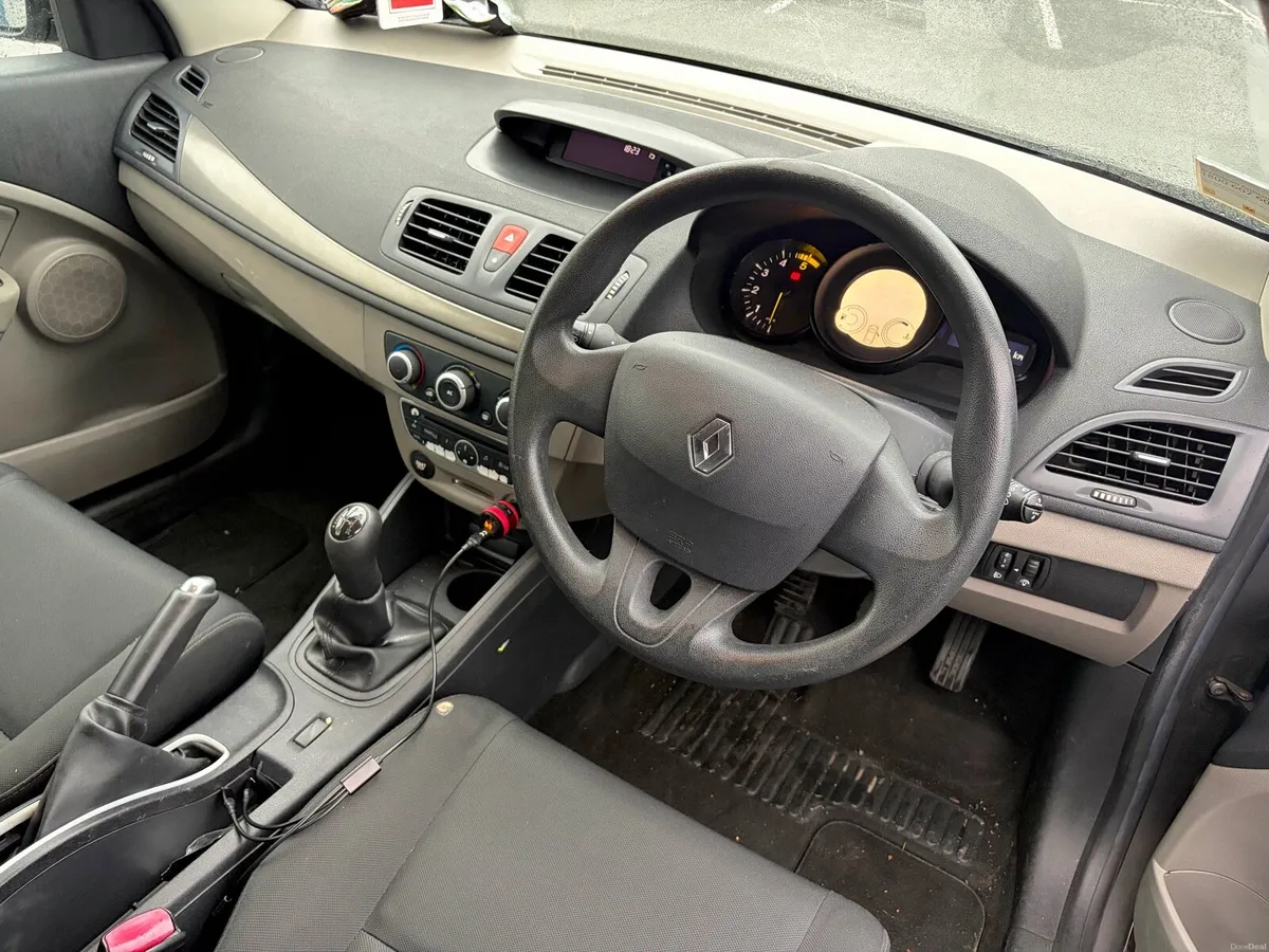 2010 Renault Megane Estate 1.5 Diesel - Image 5