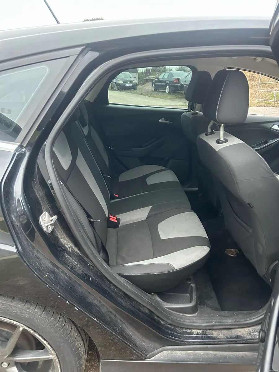 Ford focus 1.6 - Image 5